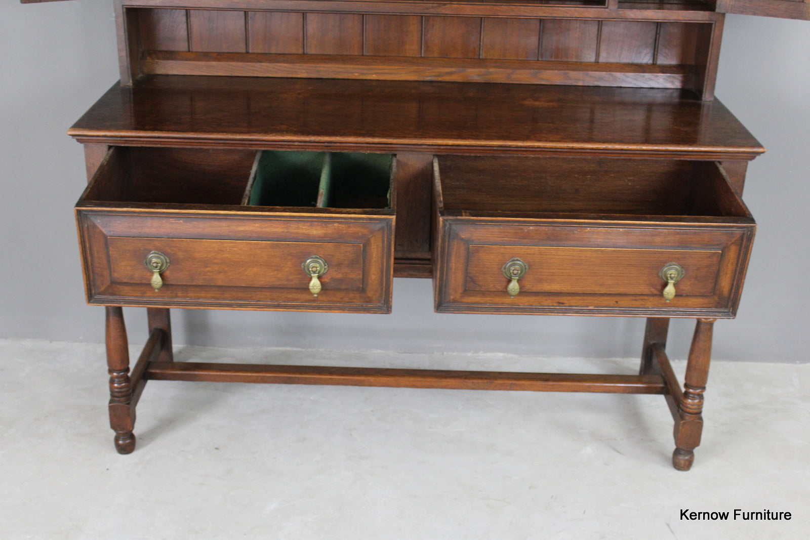 Traditional Dark Oak Dresser - Kernow Furniture