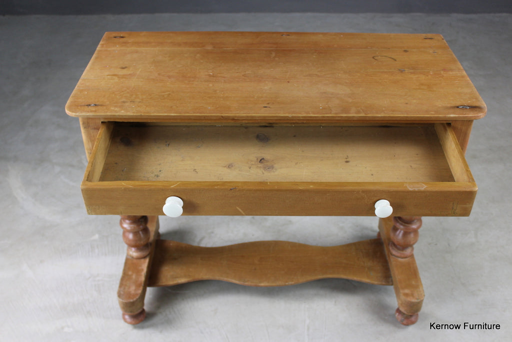 Rustic Pine Side Table Kernow Furniture