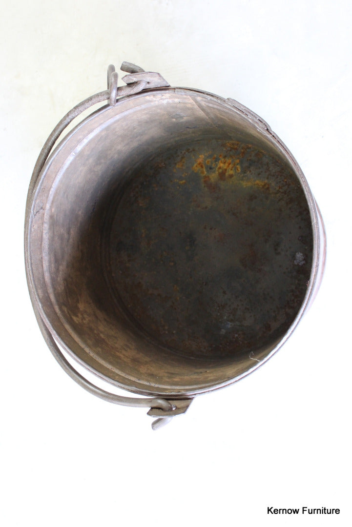 Large Rustic Iron Bucket - Kernow Furniture