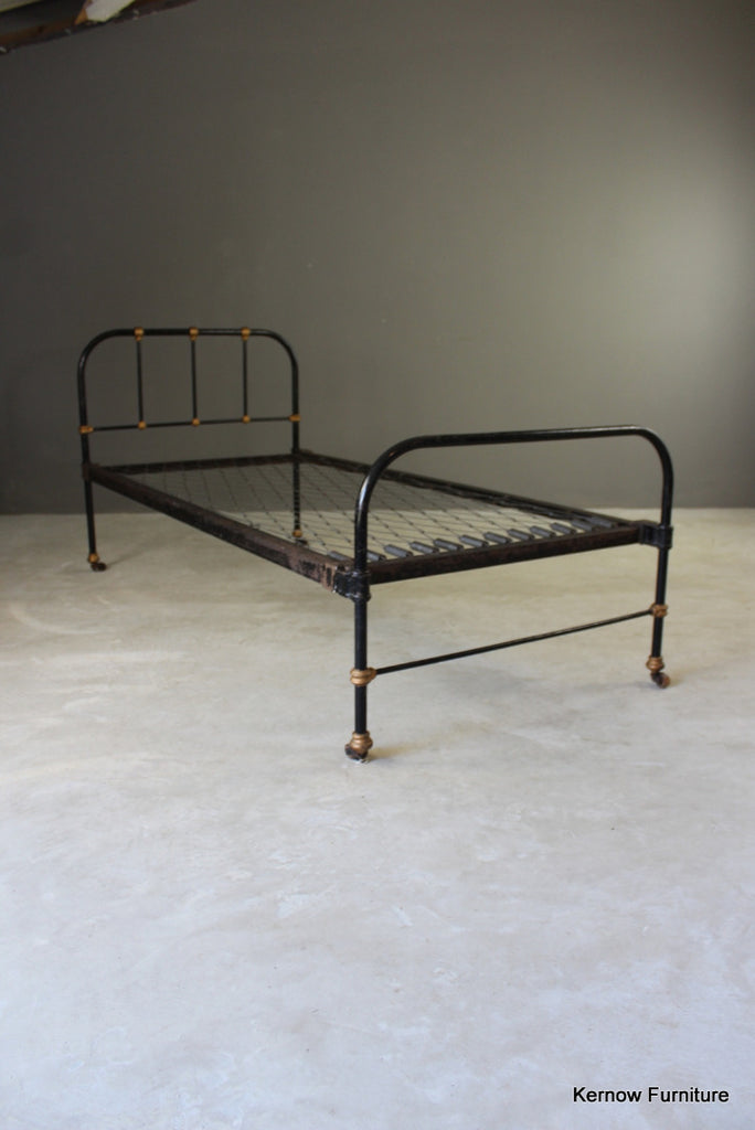 Victorian Single Bed - Kernow Furniture
