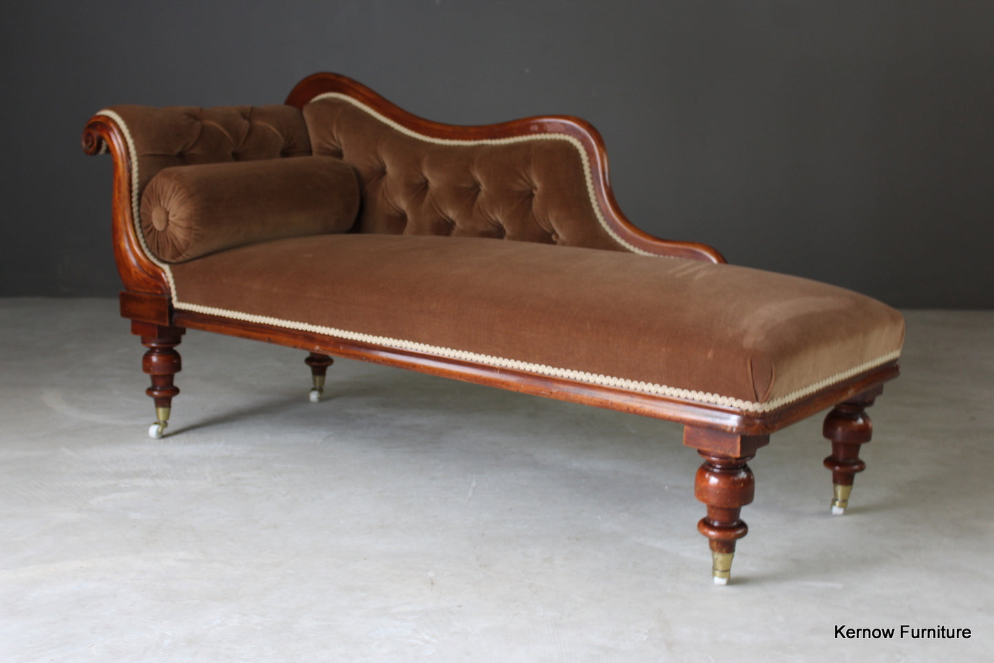 Victorian Upholstered Chaise Longue - Kernow Furniture