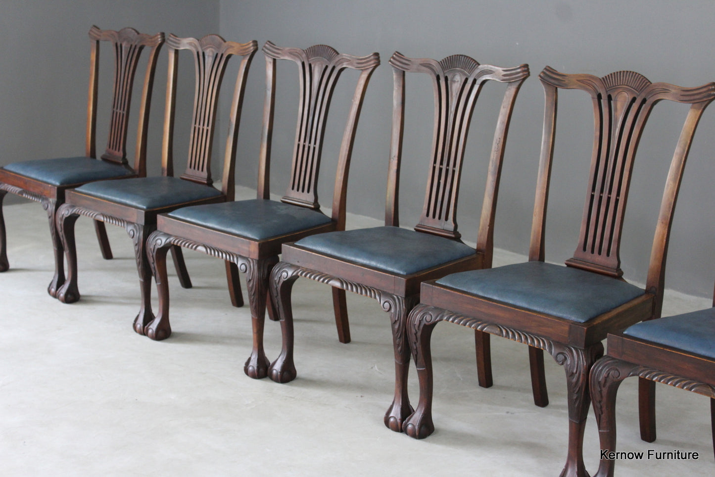 Set 8 Chippendale Style Dining Chairs - Kernow Furniture