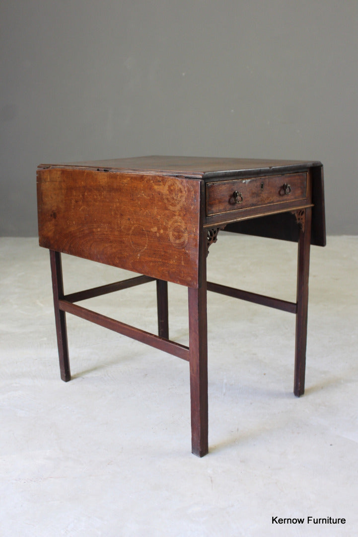 Chippendale Period Pembroke Table - Kernow Furniture