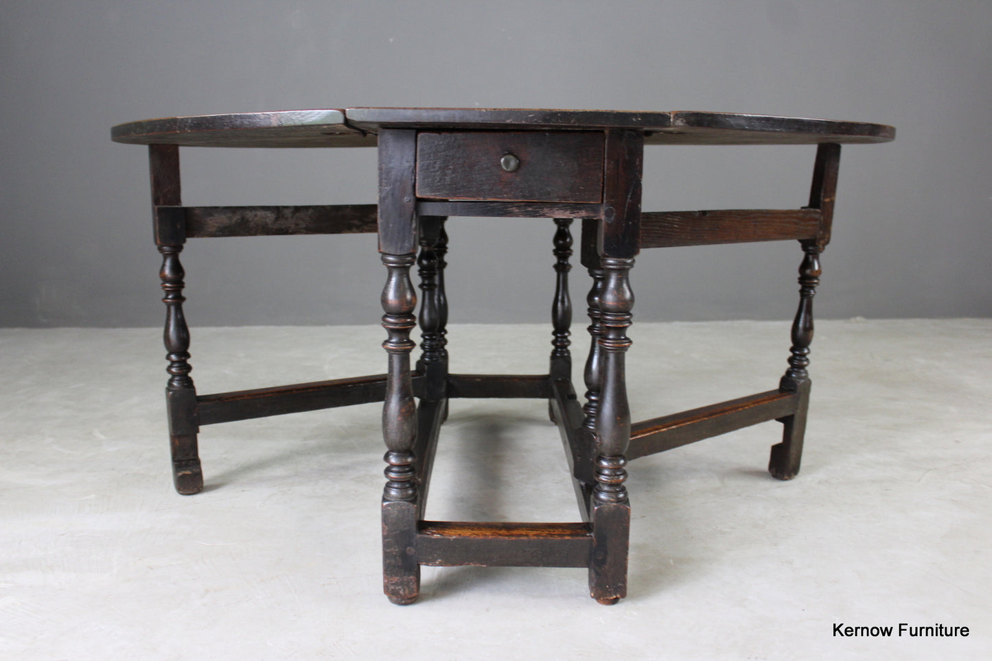 18th Century Oak Gate Leg Dining Table - Kernow Furniture