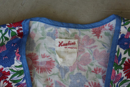 Vintage Floral Cotton Apron - Kernow Furniture