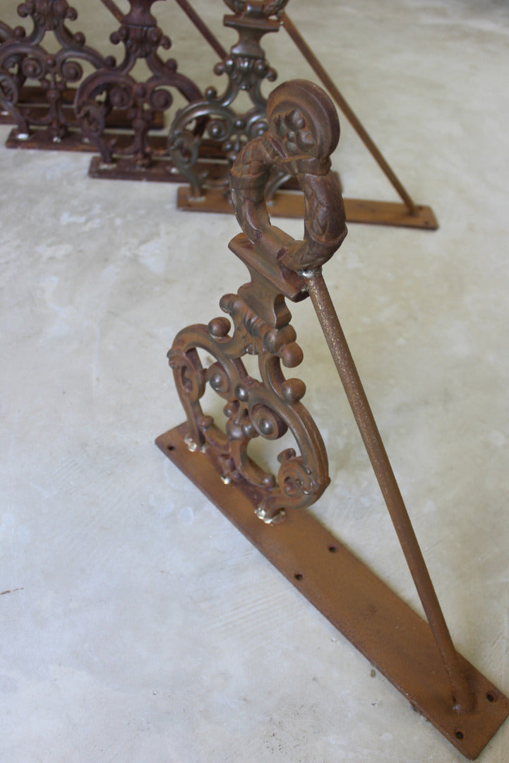 Ornate Cast Iron Wall Brackets - Kernow Furniture