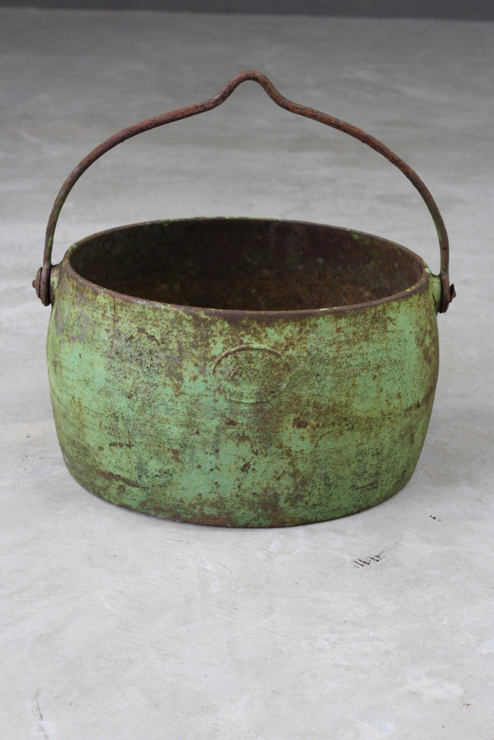 Cast Iron Cooking Pot - Kernow Furniture