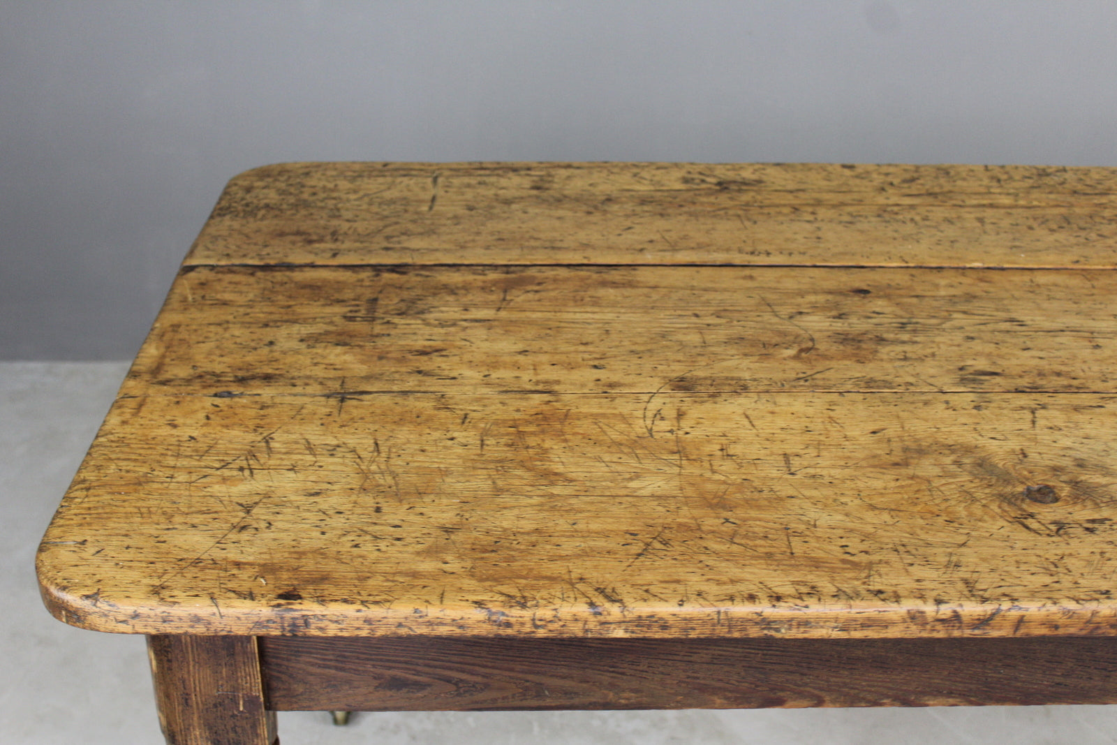 Large Pine Farmhouse Kitchen Table - Kernow Furniture