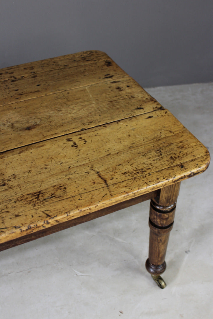 Large Pine Farmhouse Kitchen Table - Kernow Furniture