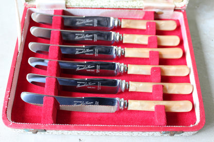 6 Boxed Vintage Butter Knives - Kernow Furniture