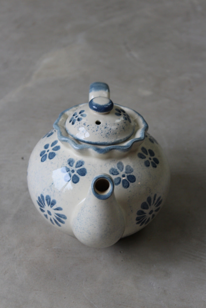 Presingoll Cornish Pottery Tea Pot - Kernow Furniture