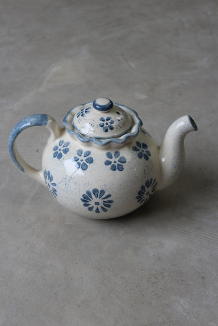 Presingoll Cornish Pottery Tea Pot - Kernow Furniture