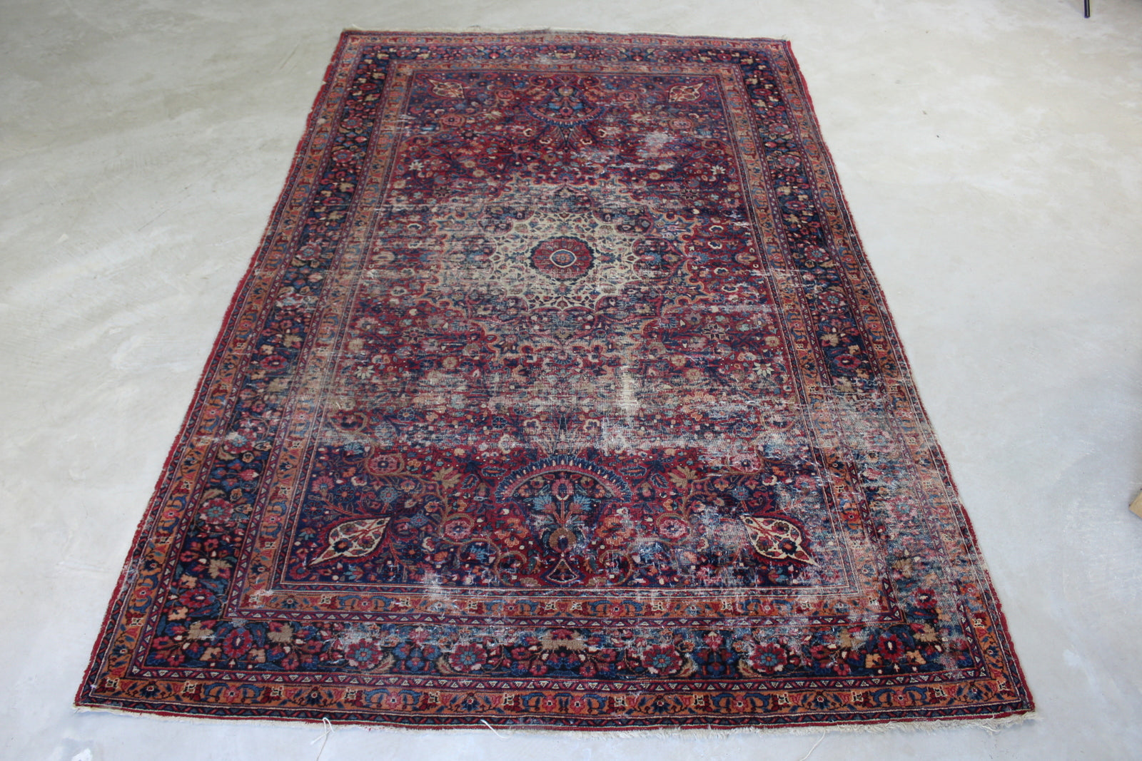 Meshad Rug - Kernow Furniture