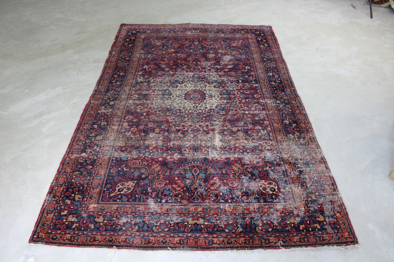 Meshad Rug - Kernow Furniture