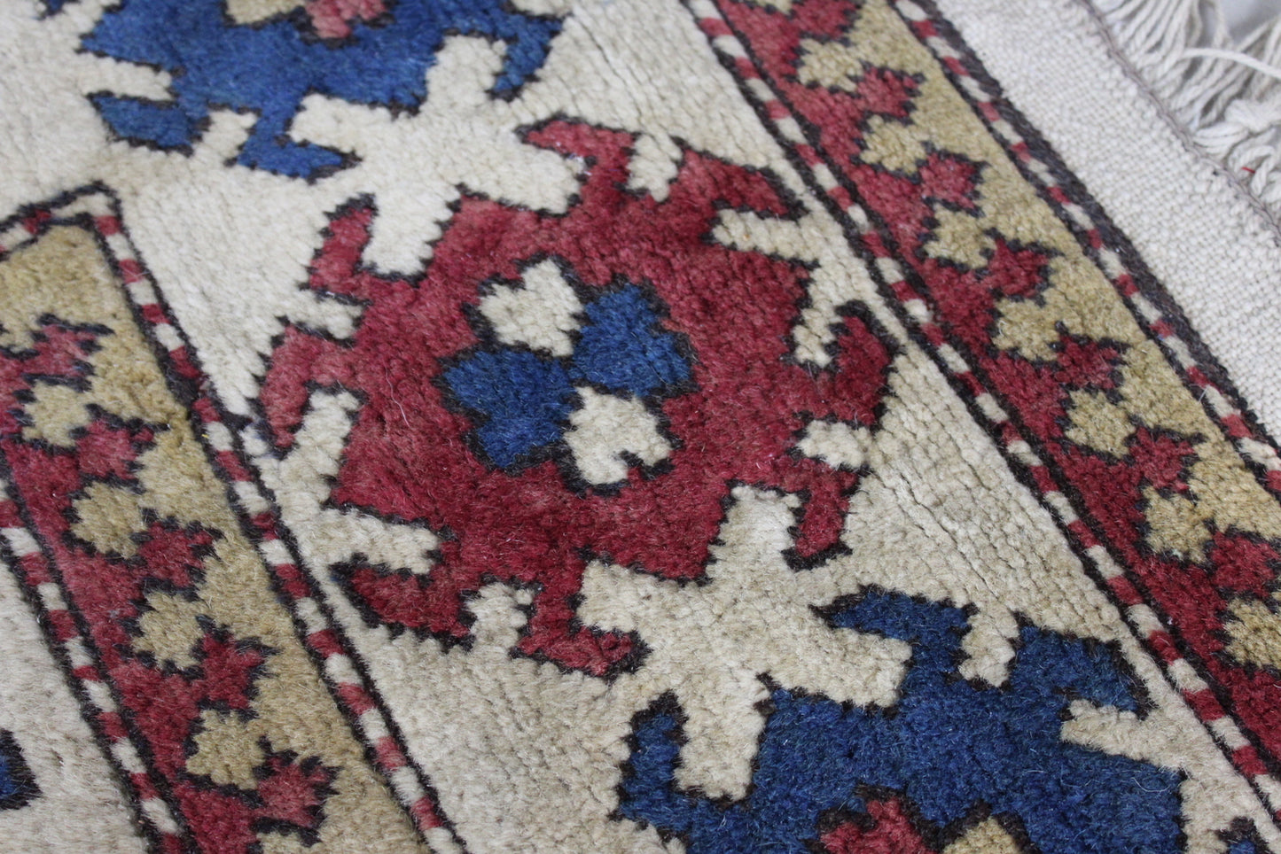 Large Turkish Rug - Kernow Furniture