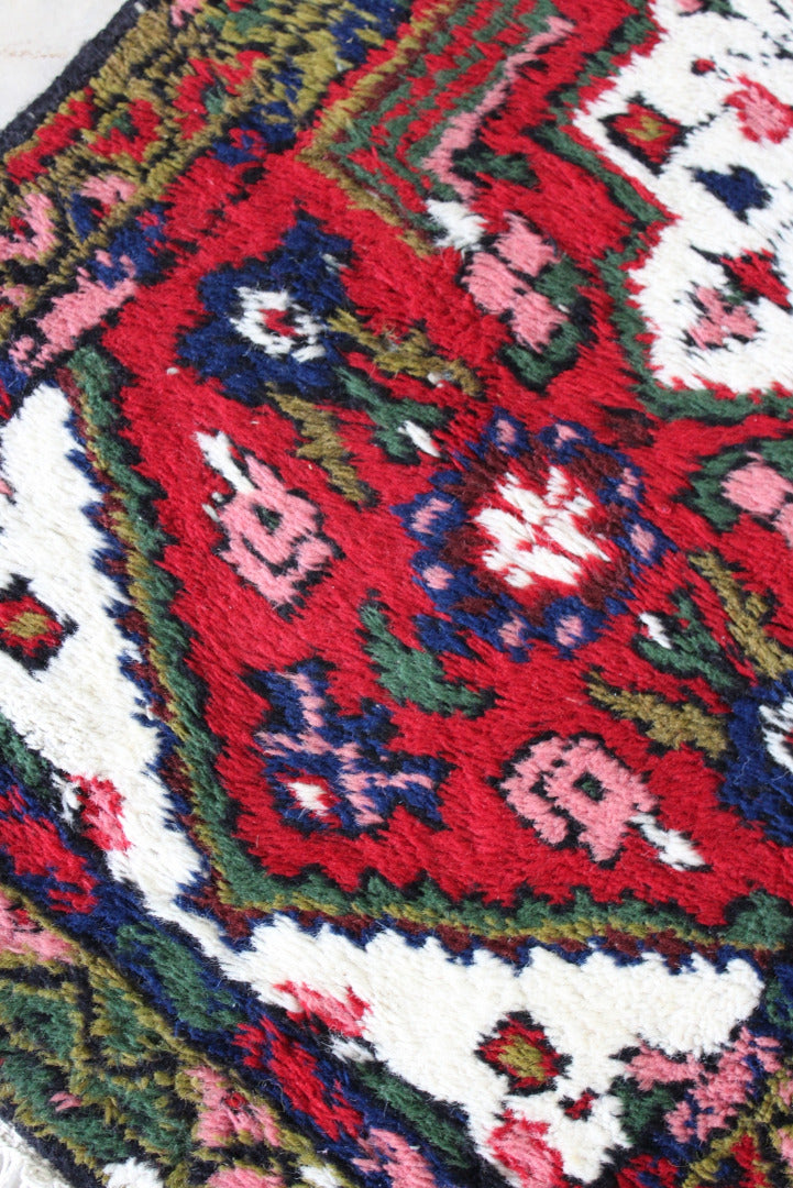 Indian Wool Rug - Kernow Furniture