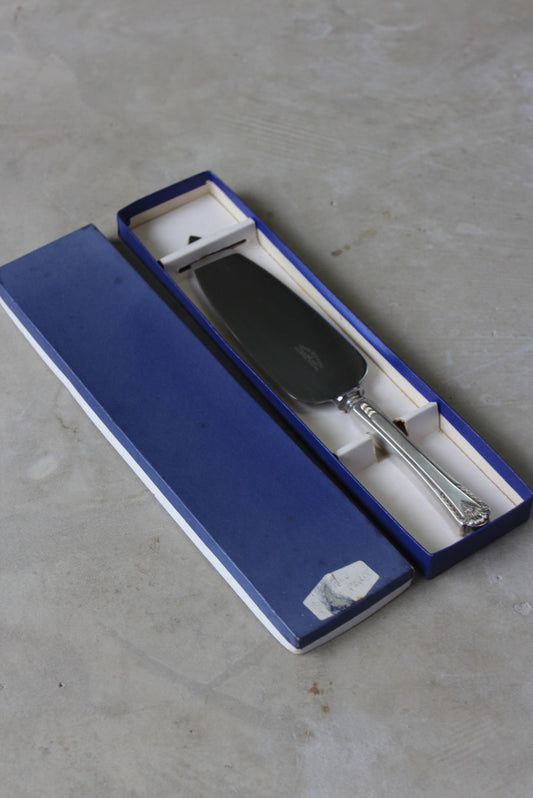 Cooper Bros & Sons Cake Slice - Kernow Furniture