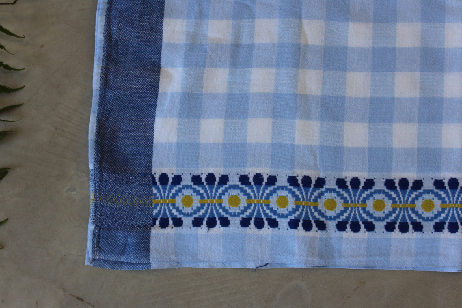 Vintage Scandi Style Tablecloth - Kernow Furniture