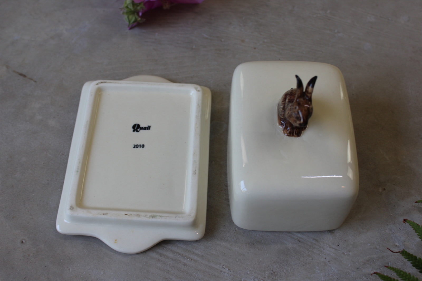 Quail Butter Dish - Kernow Furniture