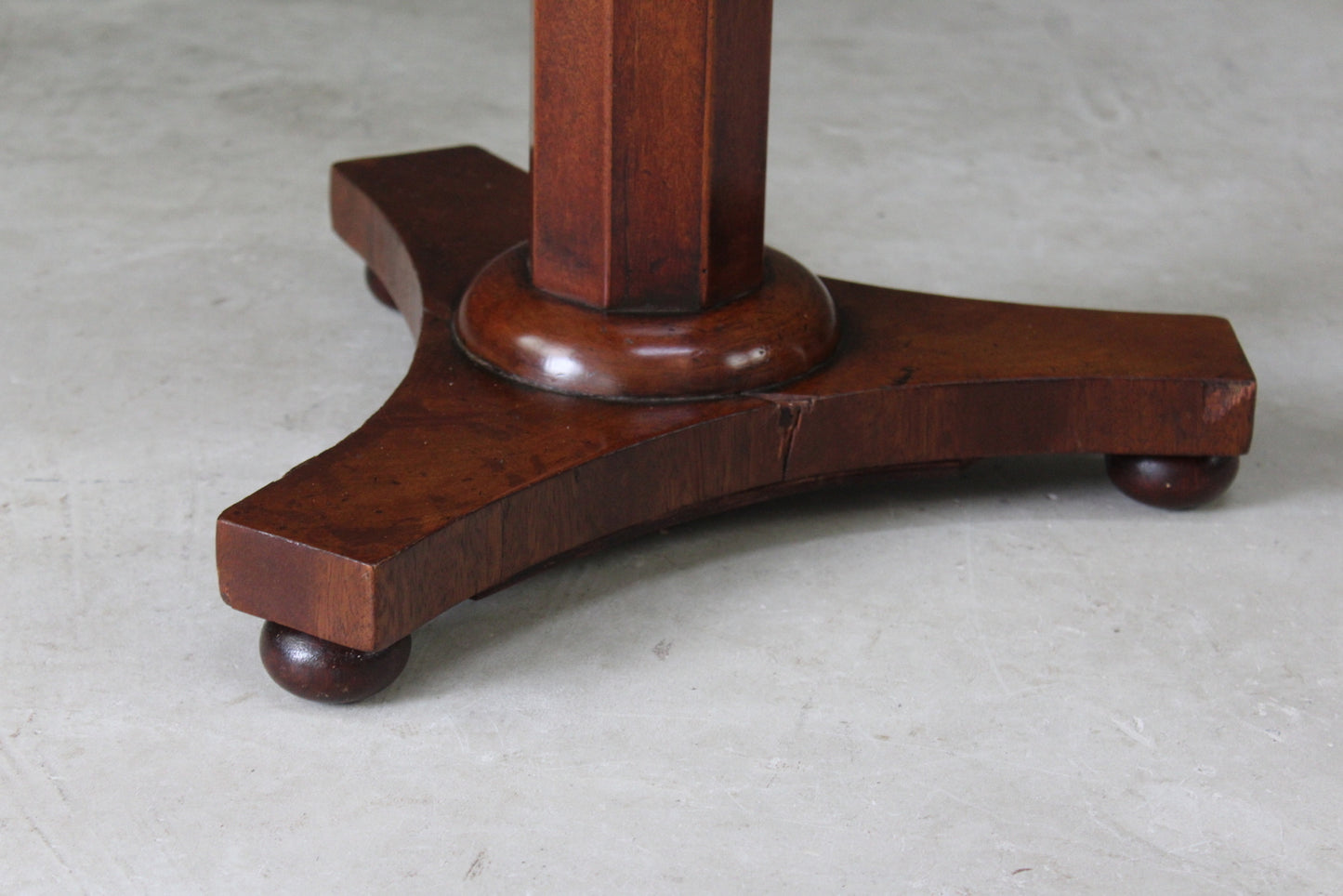 Victorian Mahogany Occasional Table - Kernow Furniture