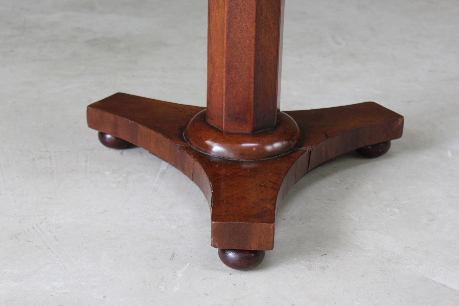 Victorian Mahogany Occasional Table - Kernow Furniture