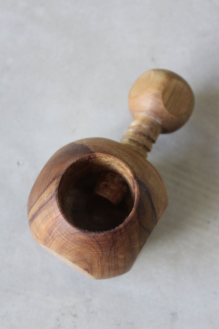 Walnut Screw Nut Cracker - Kernow Furniture