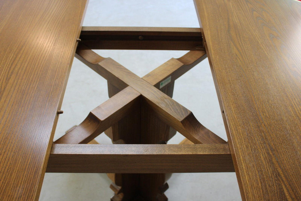 Ercol Draw Leaf Extending Dining Table - Kernow Furniture