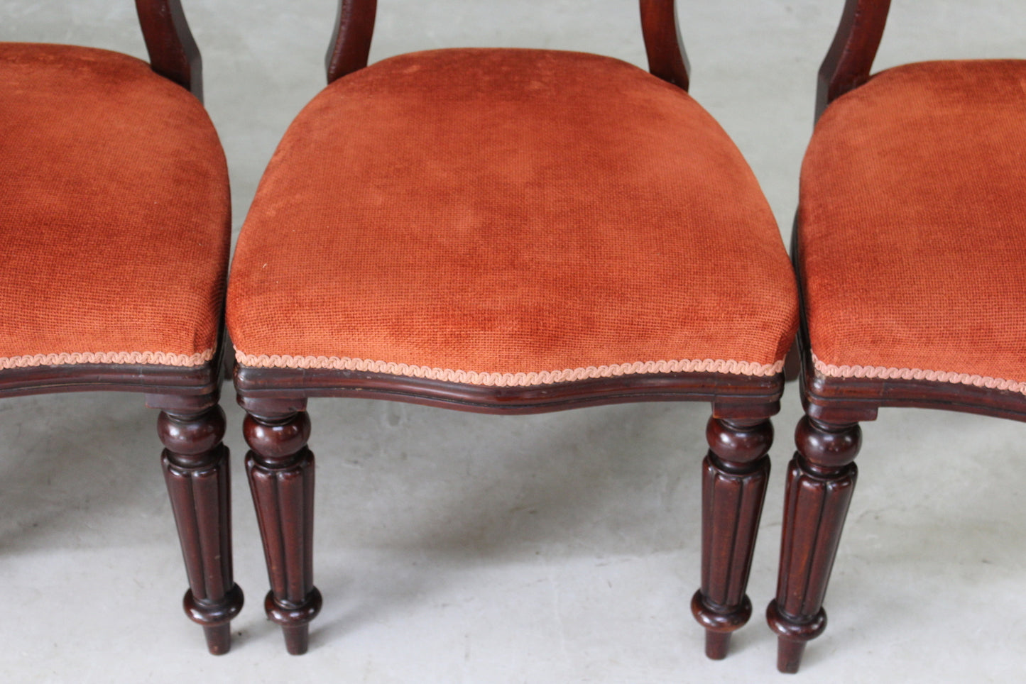 Set 4 Mahogany Balloon Back Dining Chairs - Kernow Furniture