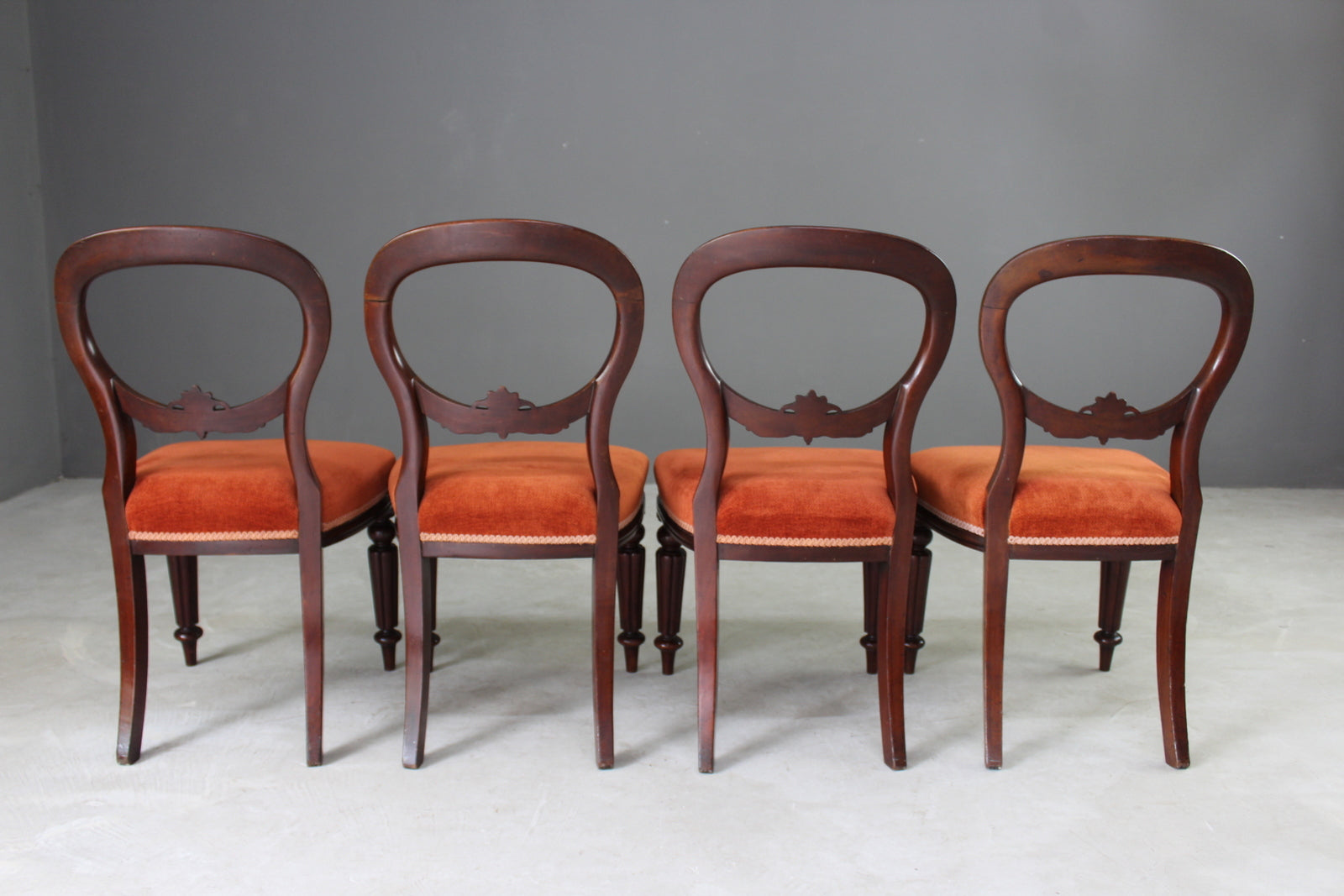 Set 4 Mahogany Balloon Back Dining Chairs - Kernow Furniture