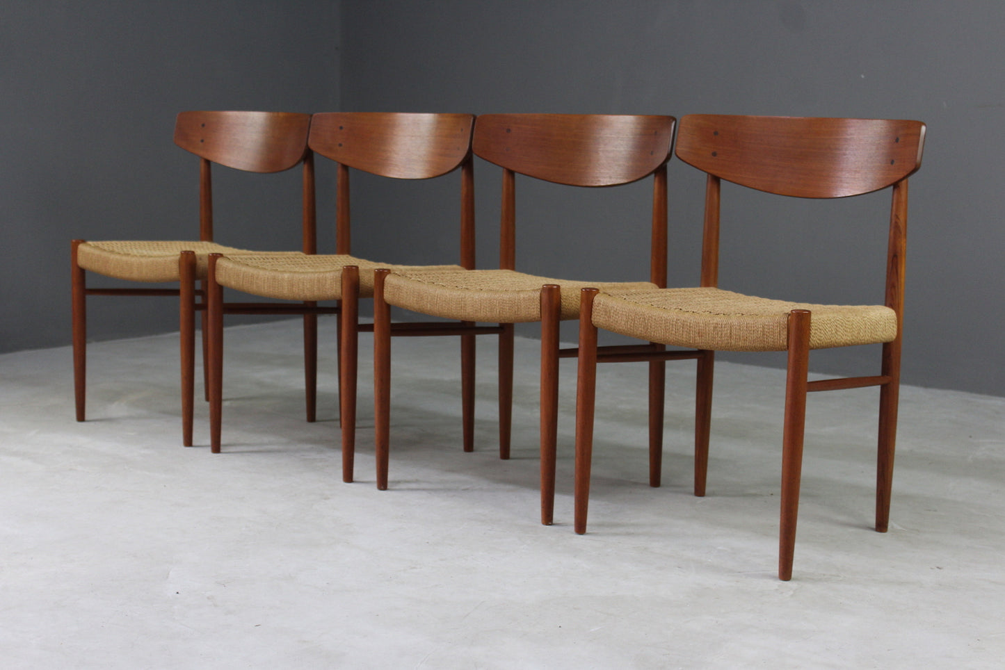 4 AM Mobler 501 Danish Dining Chairs - Kernow Furniture