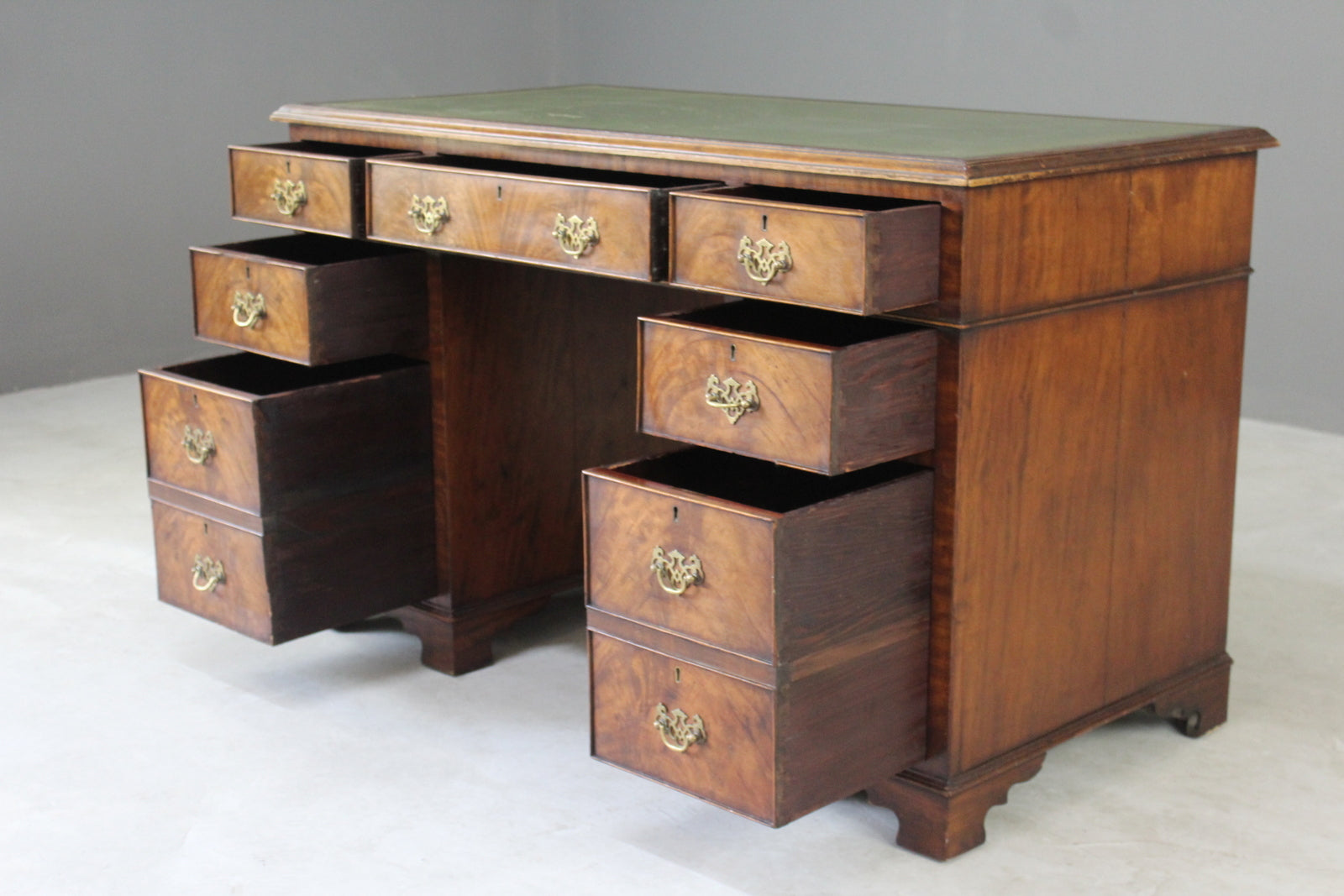 Antique Style Twin Pedestal Mahogany Desk - Kernow Furniture