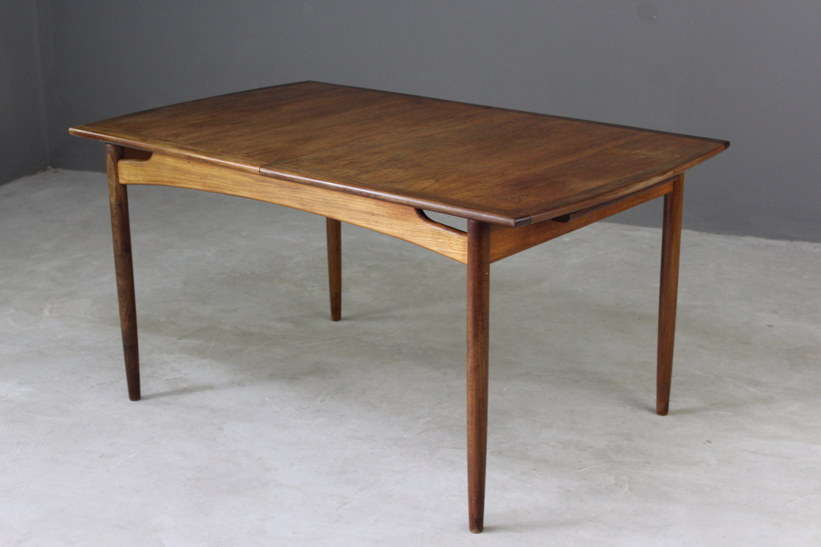 Retro G Plan Extending Dining Table - Kernow Furniture