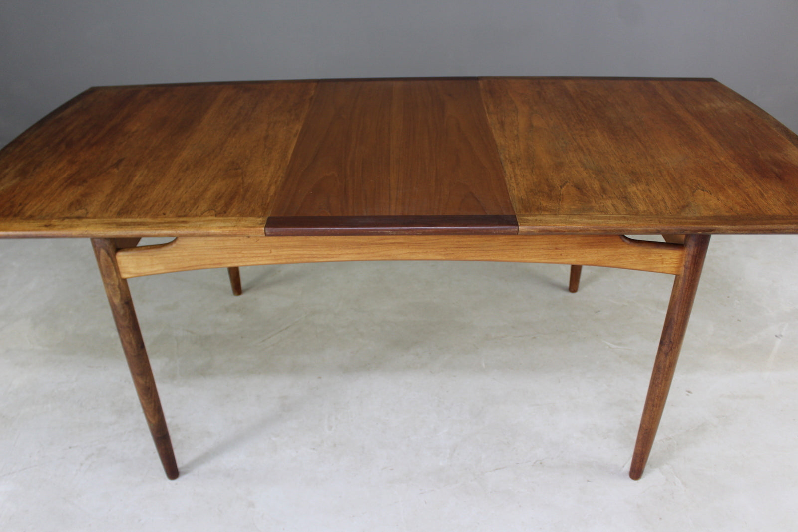 Retro G Plan Extending Dining Table - Kernow Furniture