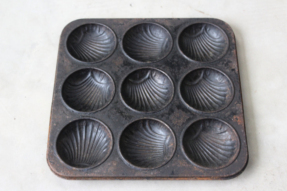 Vintage Shell Bun Tin – Kernow Furniture