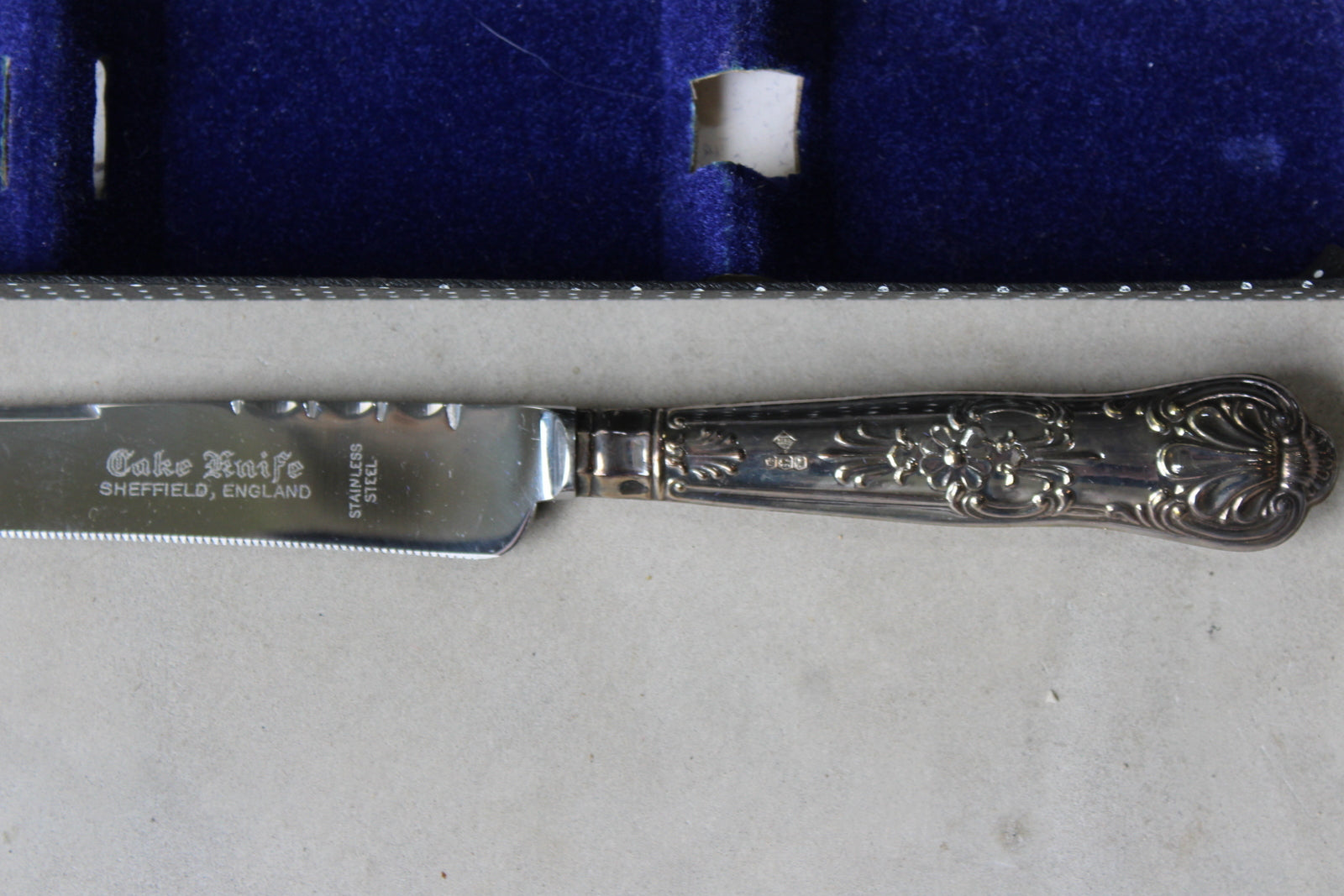 Harrison Borthers Silver Cake Knife - Kernow Furniture