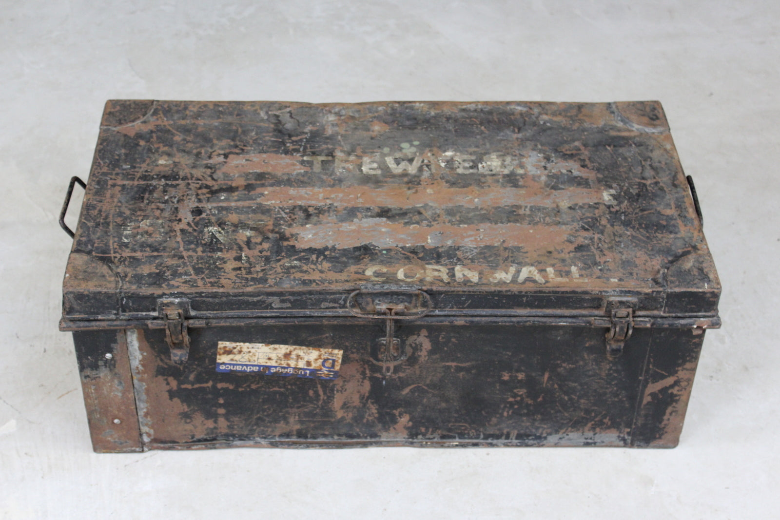 Black Metal Trunk - Kernow Furniture