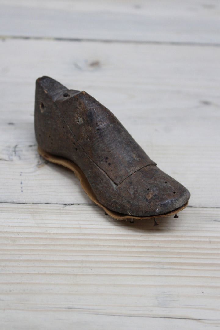 Small Vintage Shoe Mold - Kernow Furniture