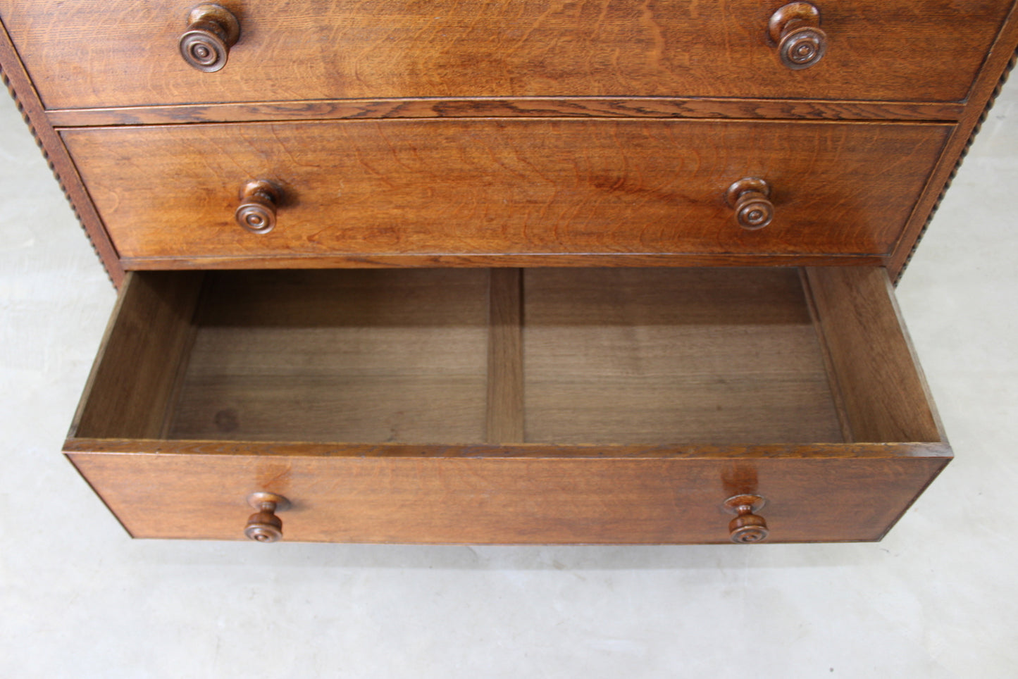 Antique Oak Chest of Drawers - Kernow Furniture