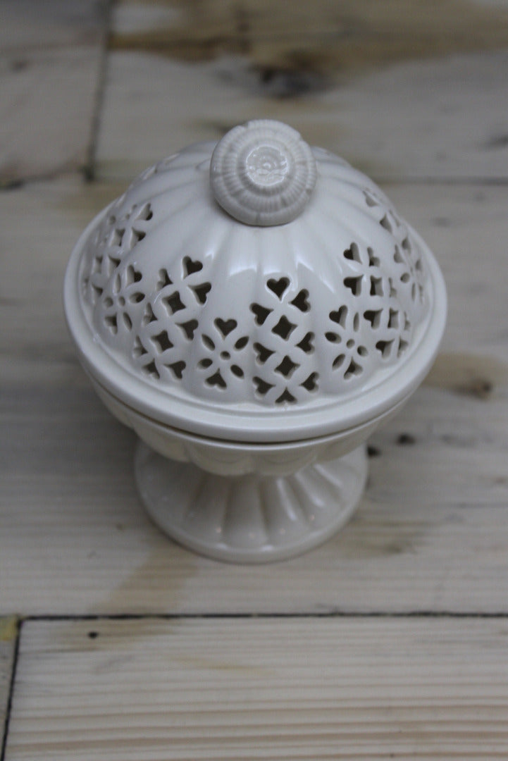 Leedsware Classical Pierced Lidded Pot - Kernow Furniture