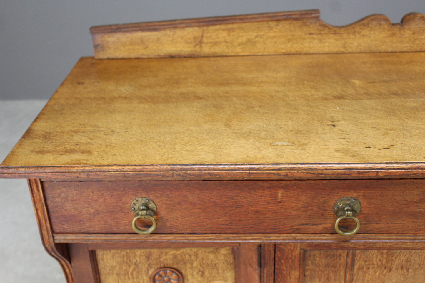 Arts & Crafts Oak Sideboard - Kernow Furniture