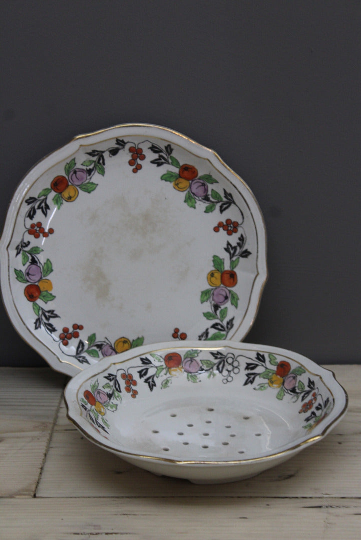 Hand Painted Fruit Sieve & Saucer - Kernow Furniture