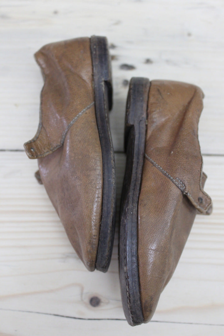 Vintage Hand Made Childs Leather Shoes - Kernow Furniture