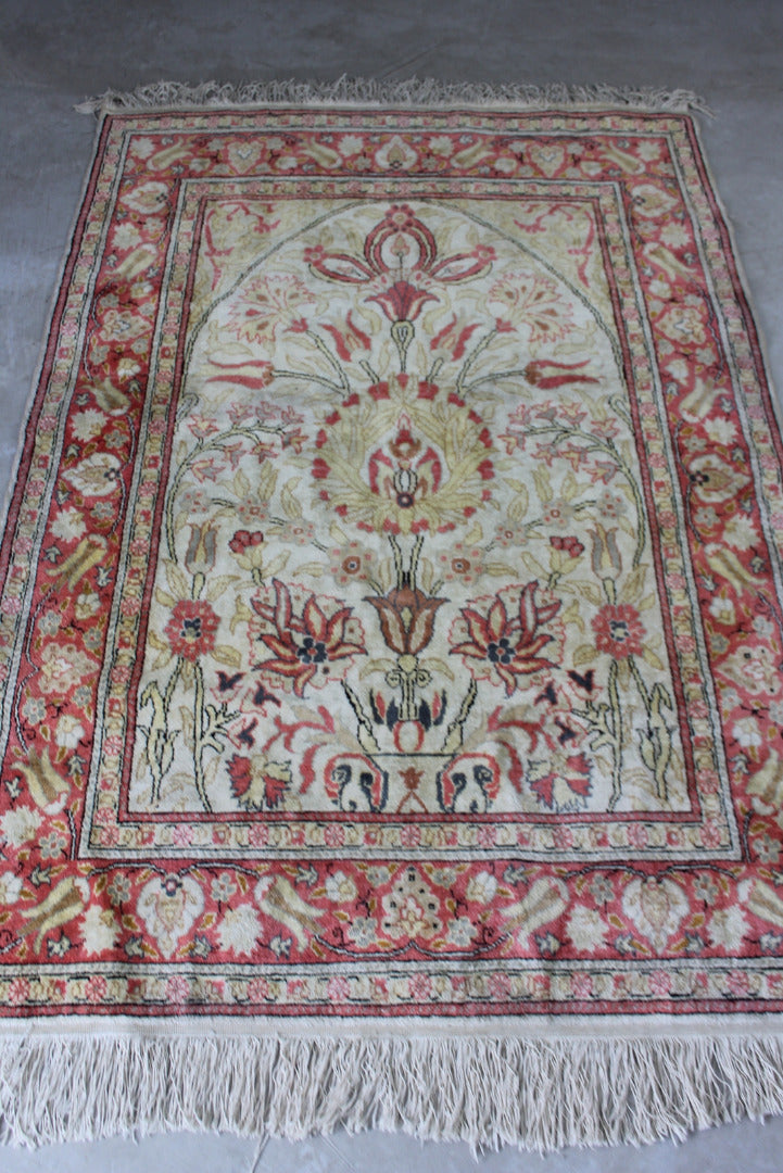 Vintage Persian Wool Rug - Kernow Furniture