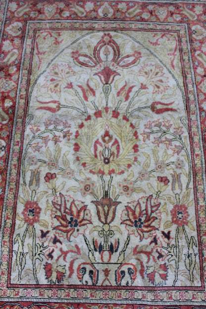 Vintage Persian Wool Rug - Kernow Furniture