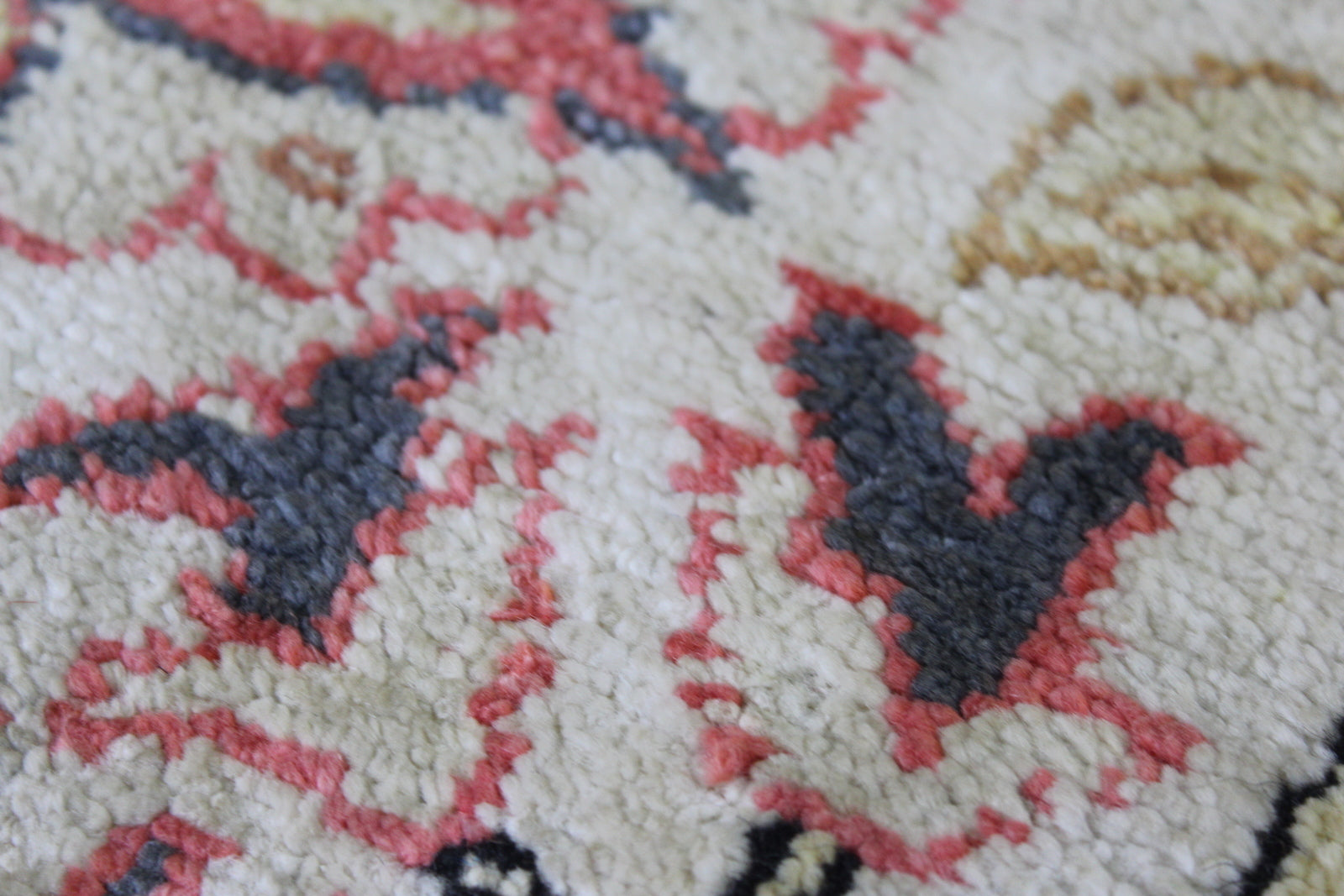 Vintage Persian Wool Rug - Kernow Furniture