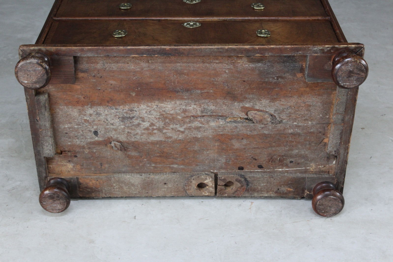 Early 18th Century Walnut Chest of Drawers - Kernow Furniture