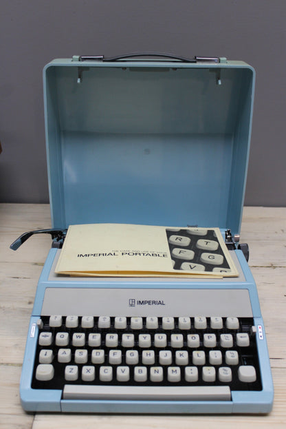 Vintage Imperial Typewriter - Kernow Furniture