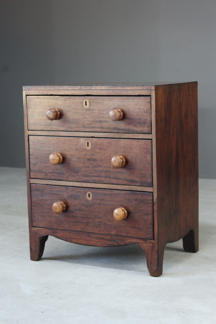 Antique Small Chest of Drawers - Kernow Furniture