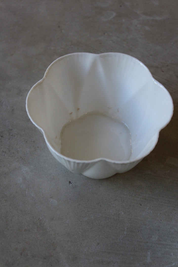 Shelley Dainty Bowl & Jug - Kernow Furniture