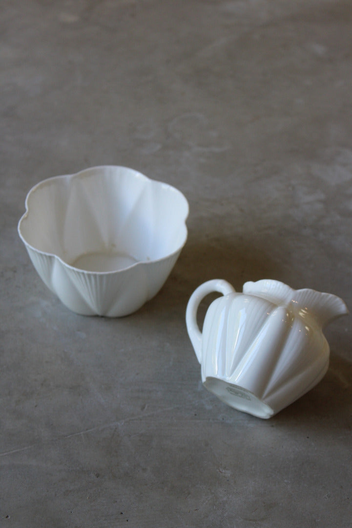 Shelley Dainty Bowl & Jug - Kernow Furniture